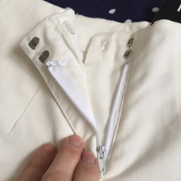 White Front Pleat Straight Leg Pants Cuffed New - Picture 2 of 7